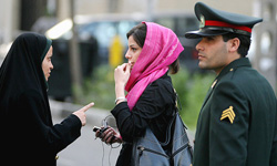 آیا حکومت اسلامی حق برخورد با بدحجابی را دارد؟